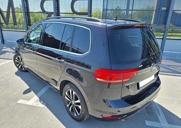 Volkswagen Touran cena 69900 przebieg: 227784, rok produkcji 2019 z Wrocław małe 781